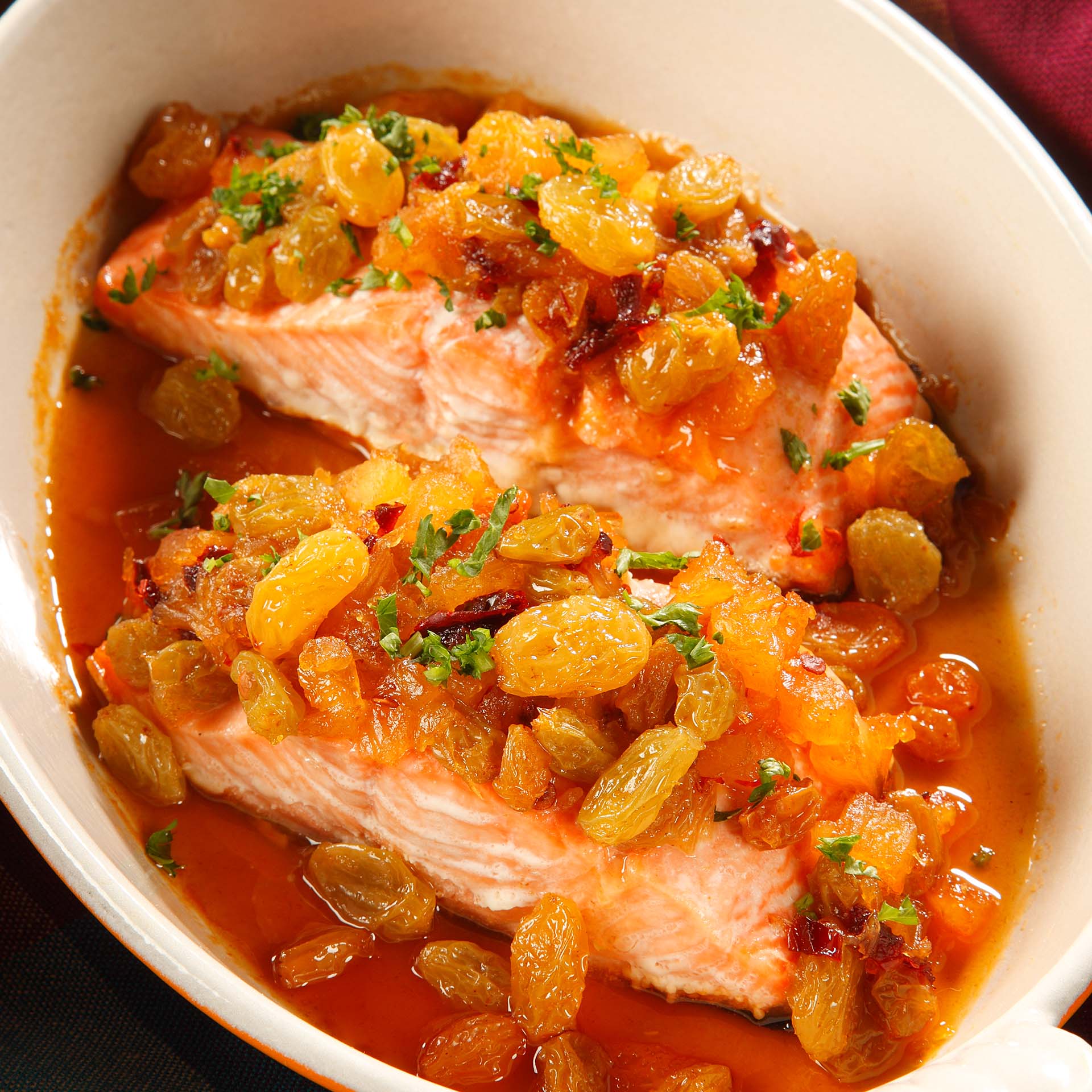 Honey Chipotle Raisin Glazed Salmon - California Raisins